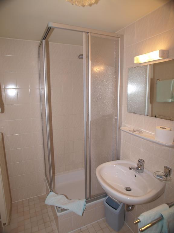 Gasthof Kampenwand Bernau Hotell Bernau am Chiemsee Rum bild